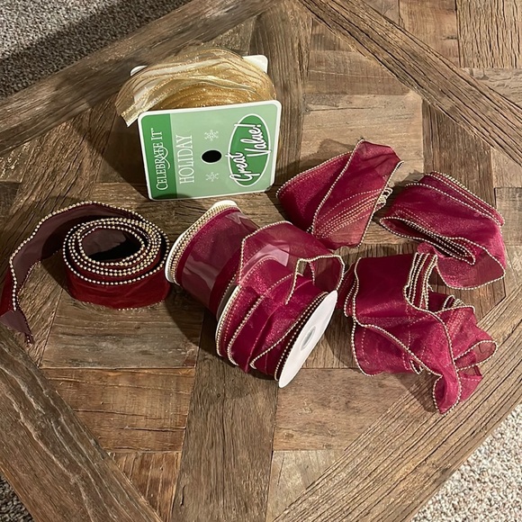 Holiday Ribbon Bundle - Picture 2 of 6